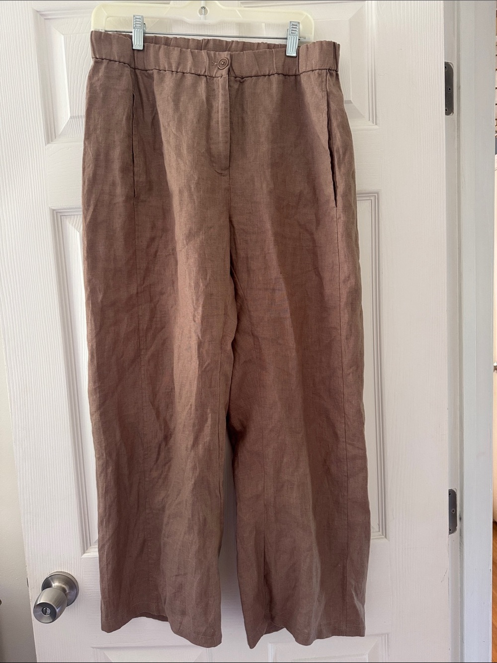 Eileen Fisher  Relaxed organic  Linen Pants in Taupe. Small